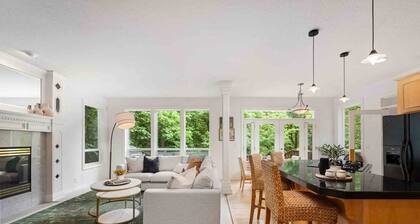 Magnificent Bull Mountain Retreat on Greenspace, Pet Friendly, Huge Deck, Game Room, in Cul-de-Sac