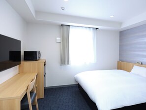 Quarto casal empresarial, 1 cama de casal, para não fumantes, banheiro privativo | Edredons de pluma, escrivaninha, espaço de trabalho para notebook