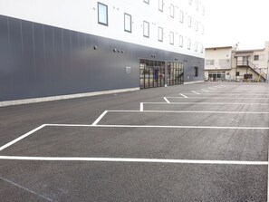Free self parking - Hotel Kinoshita Akita-Oga-Ekimae (Oga)