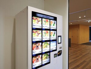 Vending machine - Hotel Kinoshita Akita-Oga-Ekimae (Oga)