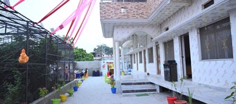 Shri Sita Vallabh Padchhaya