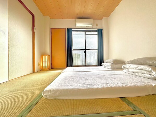 1 bedroom, WiFi, bed sheets