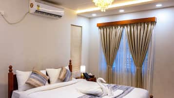 1 dormitorio, cortinas opacas, sistema de insonorización