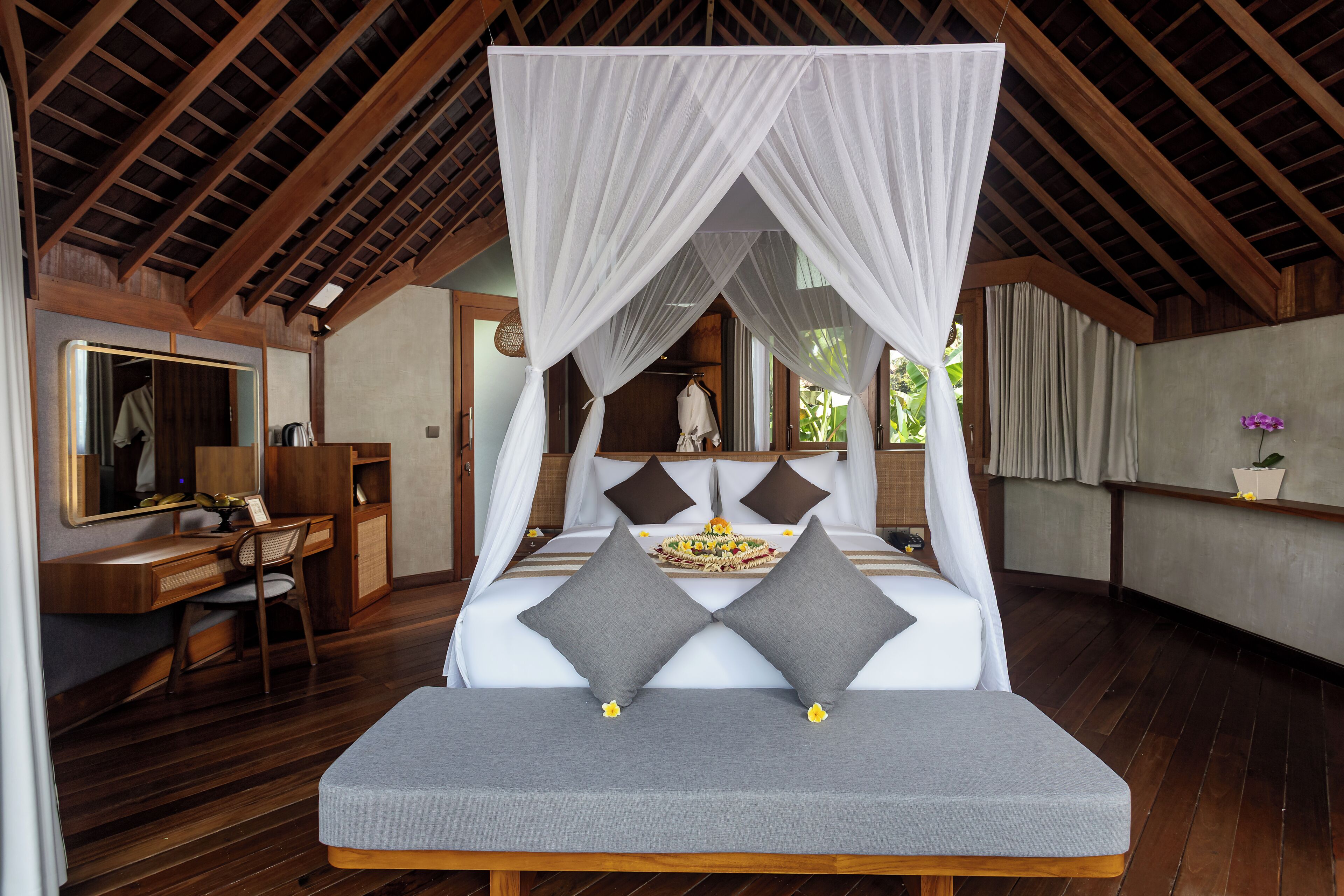 Deluxe Villa, 1 King Bed, Pool View | 1 bedroom, minibar, in-room safe, free WiFi