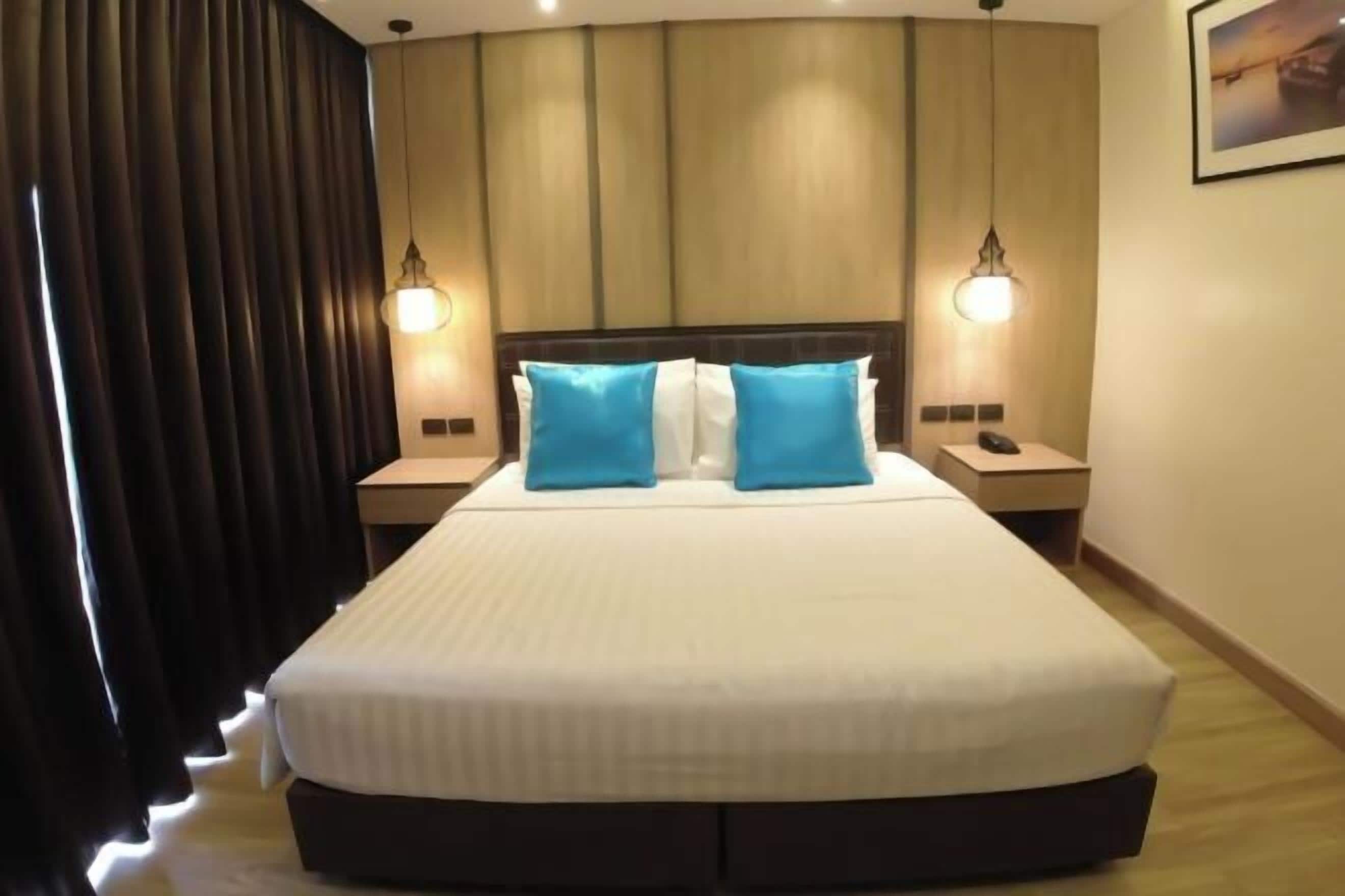 In-room safe, desk, laptop workspace, blackout curtains