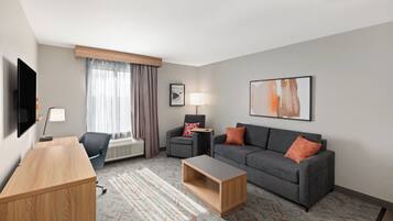 Ropa de cama de alta calidad, camas con pillow-top y escritorio