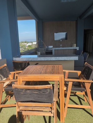 Outdoor dining - Marina area very functional and walk to everything. 1-bedroom condo custom done. (Puerto Vallarta)