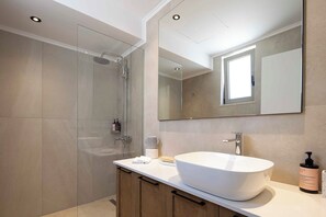 Shower, hair dryer, towels - Imbros Villa 2 Free* Heated Pool & Serenity! (Crete)