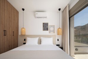 3 slaapkamers, een strijkplank/strijkijzer, gratis wifi, beddengoed