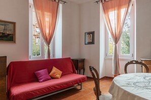 Living area - San Pietro Comfy Apartment (Roma)