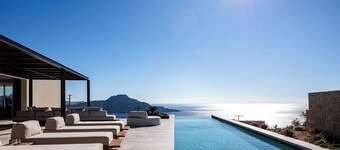 Jamyti Villa, 360° of Serene Splendor