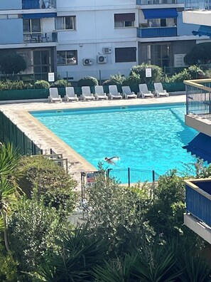 Utomhuspool