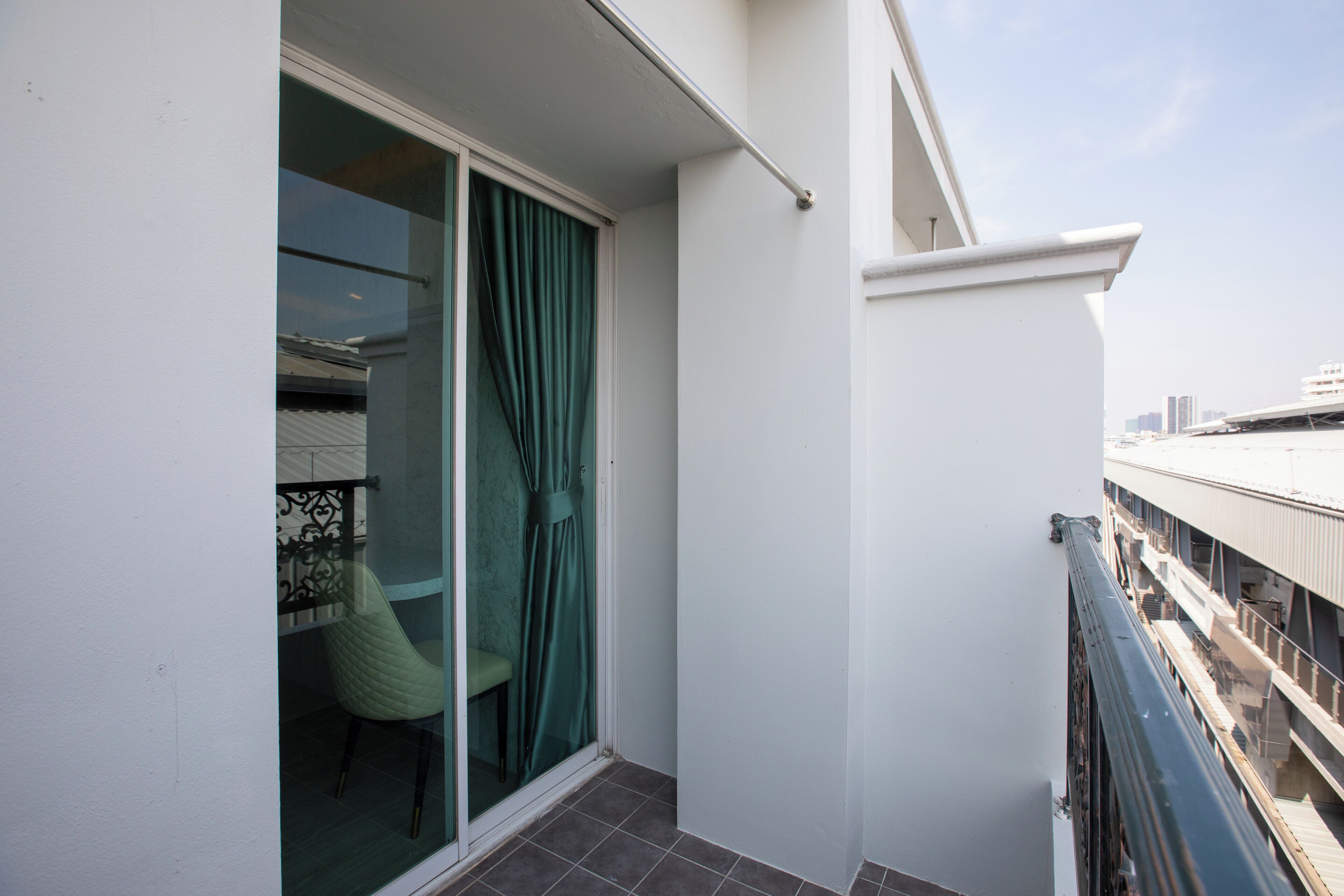 Foto - Airbus Hotel At Phawana Station