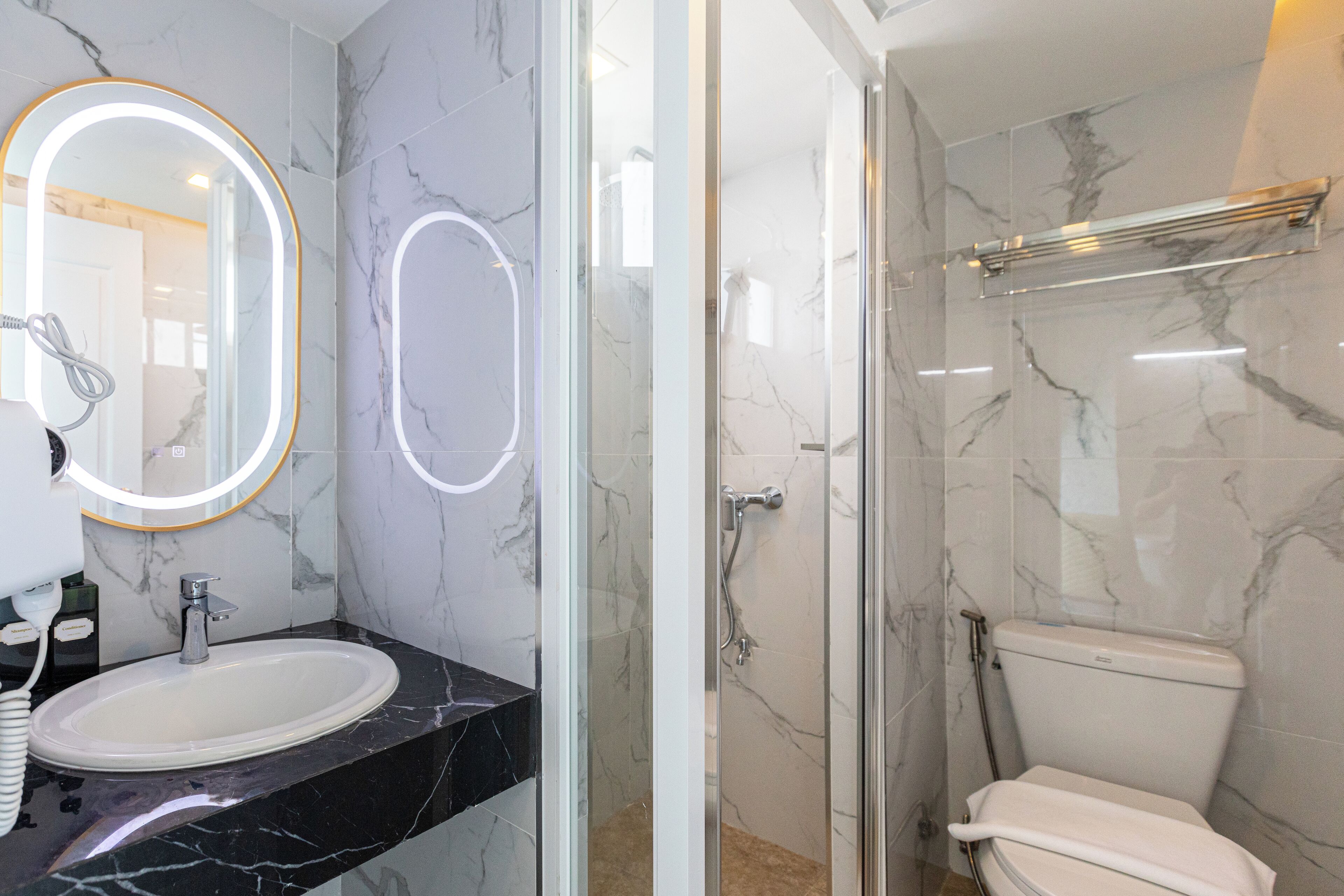 Foto - Airbus Hotel At Phawana Station