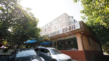 Apartment, 1 Bedroom, Smoking, Balcony | Exterior