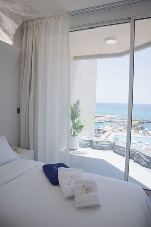 Standard Double Room, Balcony, Sea View | Exterior