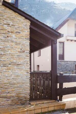 Appartement, 1 chambre, balcon | Détail de l’extérieur