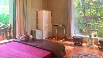 1 habitación, wifi y ropa de cama