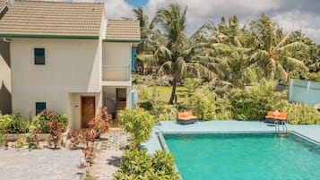 Piscina externa