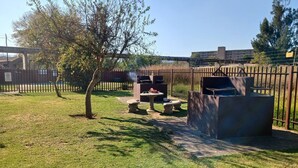 Apartment, 1 Bedroom, Balcony, Garden View | Garden - Apartment in Newcastle Kzn (Newcastle)