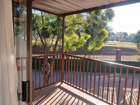 Apartment, 1 Bedroom, Balcony, Garden View | Balcony