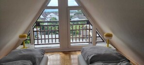 2 sovrum, strykjärn/strykbräda, wi-fi och sängkläder