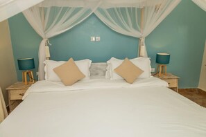 In-room safe, laptop workspace, free WiFi, bed sheets