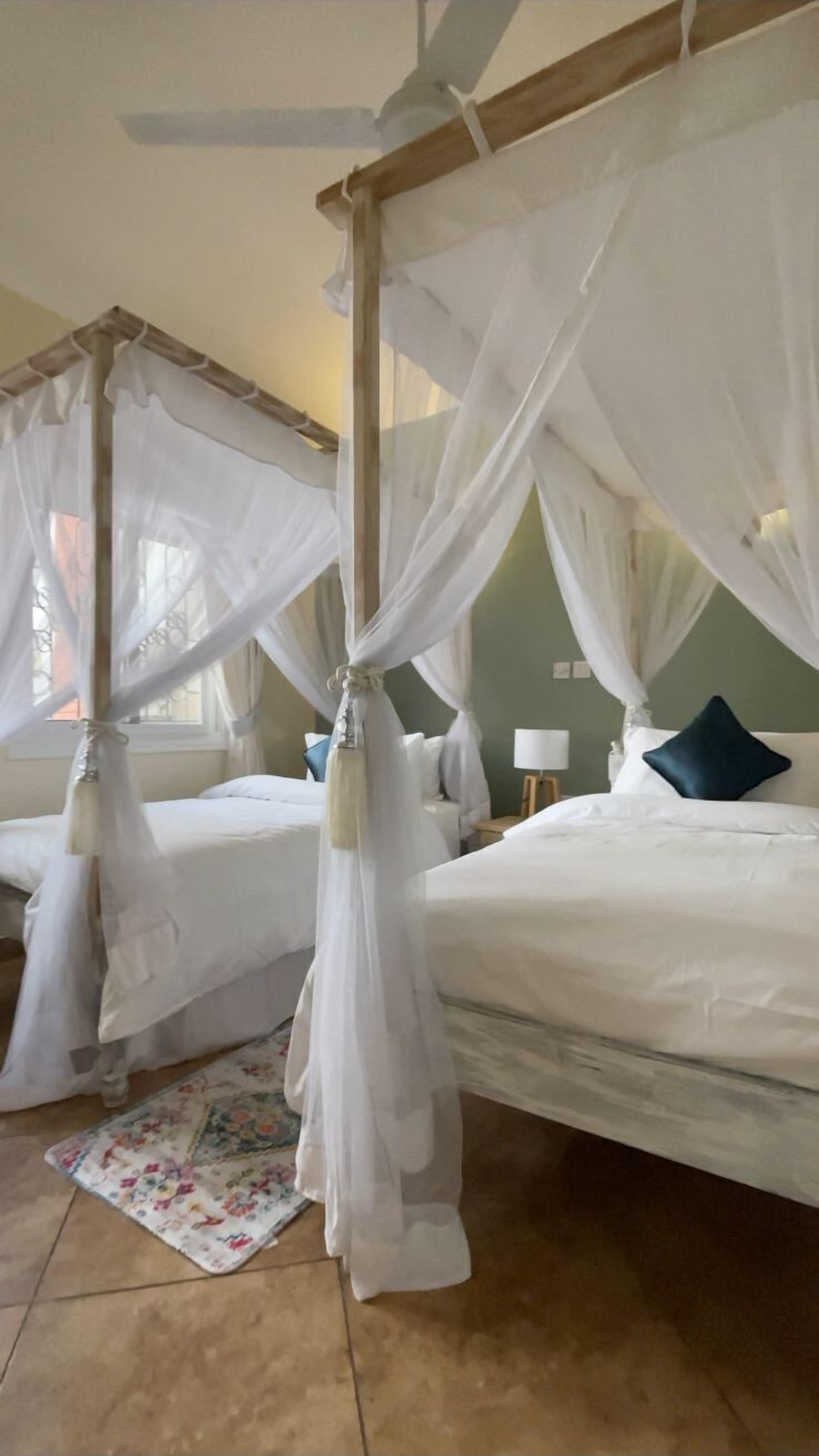 In-room safe, laptop workspace, free WiFi, bed sheets