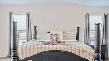 5 bedrooms, iron/ironing board, free WiFi, bed sheets