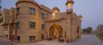 존 커넥트 바이 더 파크 자이살메르