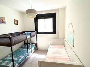 2 bedrooms, free WiFi, bed sheets