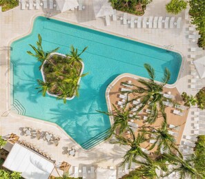 Pool - Great Studio Pool, Gym & Views (Miami)