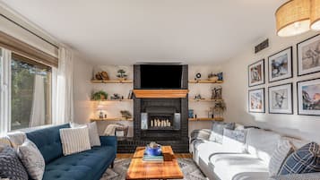 智能電視、足球機