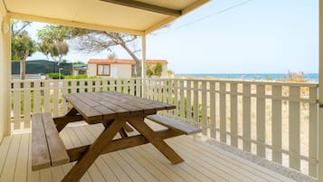 Comfort Mobile Home, Air conditioning, Beach View | Terrace/patio
