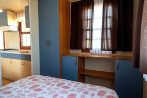Standard Mobile Home, Air conditioning, Beach View | Free WiFi - Camping Village Torrenova (Ciro Marina)