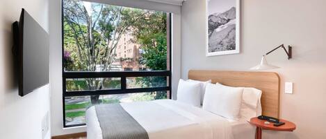 1 bedroom, desk, iron/ironing board, WiFi