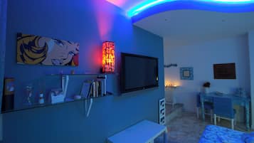 1 Schlafzimmer, BĂŒgeleisen/BĂŒgelbrett, kostenloses WLAN, BettwĂ€sche