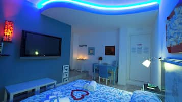 1 chambre, fer et planche Ă repasser, Wi-Fi gratuit, draps fournis