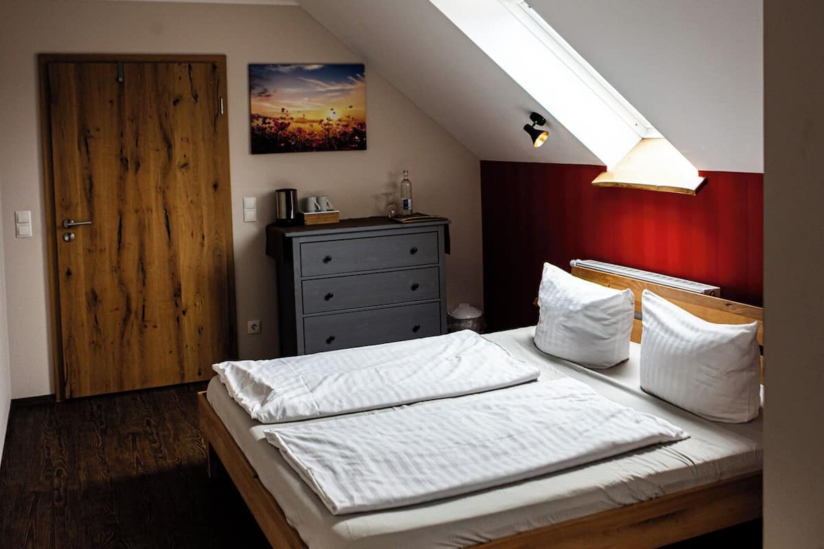 Classic Double Room, 1 King Bed