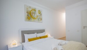 Schreibtisch, Bügeleisen/Bügelbrett, kostenloses WLAN, Bettwäsche