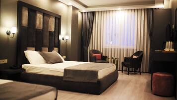Family Quadruple Room | Free WiFi, wheelchair access