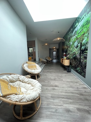 Sauna, baño turco, masajes con piedras calientes 