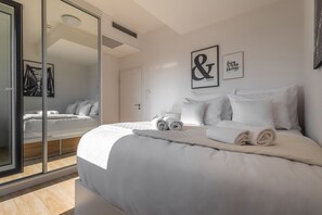 Desk, free WiFi, bed sheets