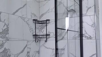 Apartment | Bathroom | Combined shower/tub, deep soaking tub, hair dryer, towels