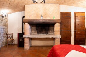 1 chambre, fer et planche à repasser, Wi-Fi gratuit, draps fournis