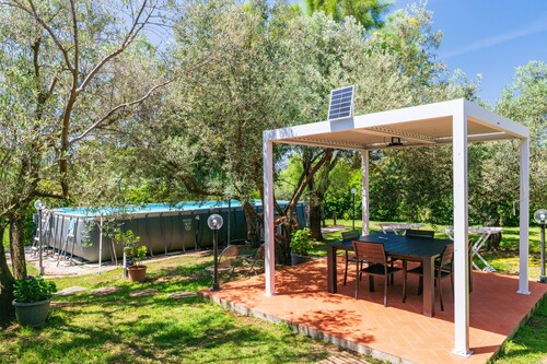 Appartement 'Santina' avec vue sur la montagne, Wi-Fi et climatisation