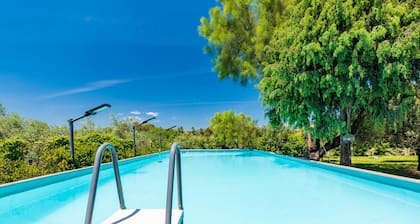 Appartement 'Santina' avec vue sur la montagne, Wi-Fi et climatisation