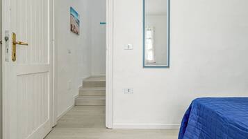 1 camera, Wi-Fi gratuito, lenzuola