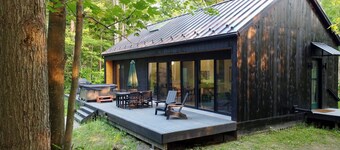 LUXURY Scandinavian Chalet | Games | Hot Tub/Sauna
