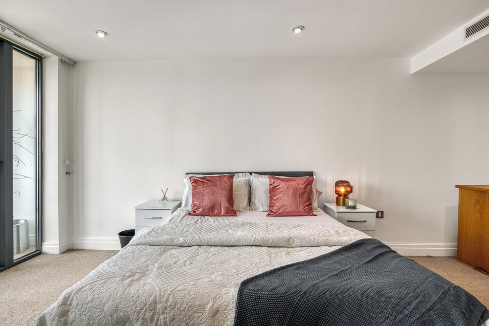 Luxury living in Paddington, London - London | Vrbo